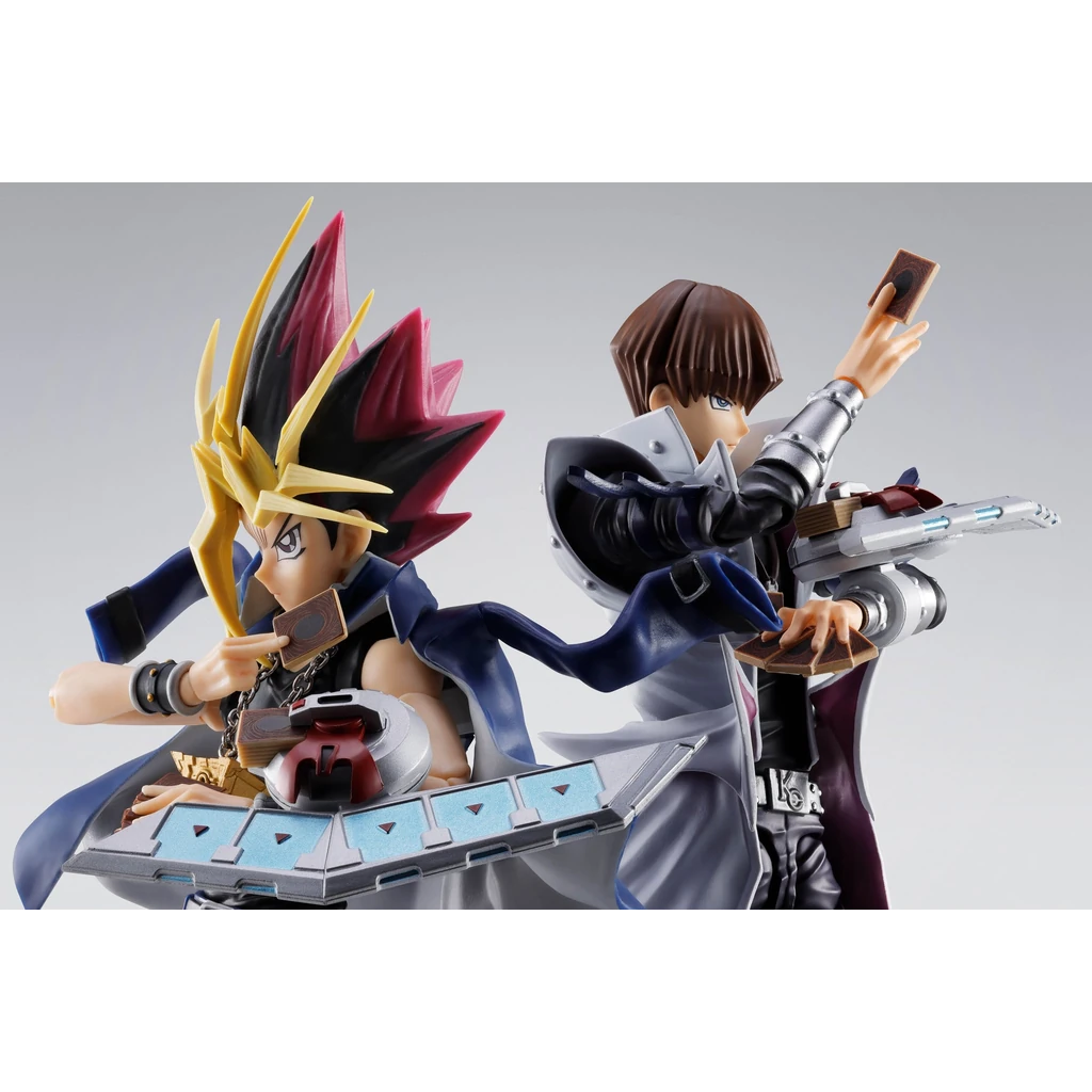 Seto Kaiba und Yami Yugi S.H.Figuarts Figuren mit Duel Disks