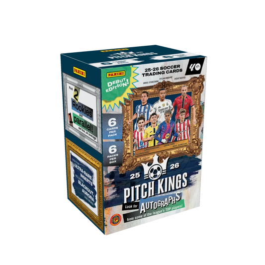 Panini Pitch Kings La Liga 2025/26 International Blaster Box mit 6 Packs und 36 Fußballkarten
