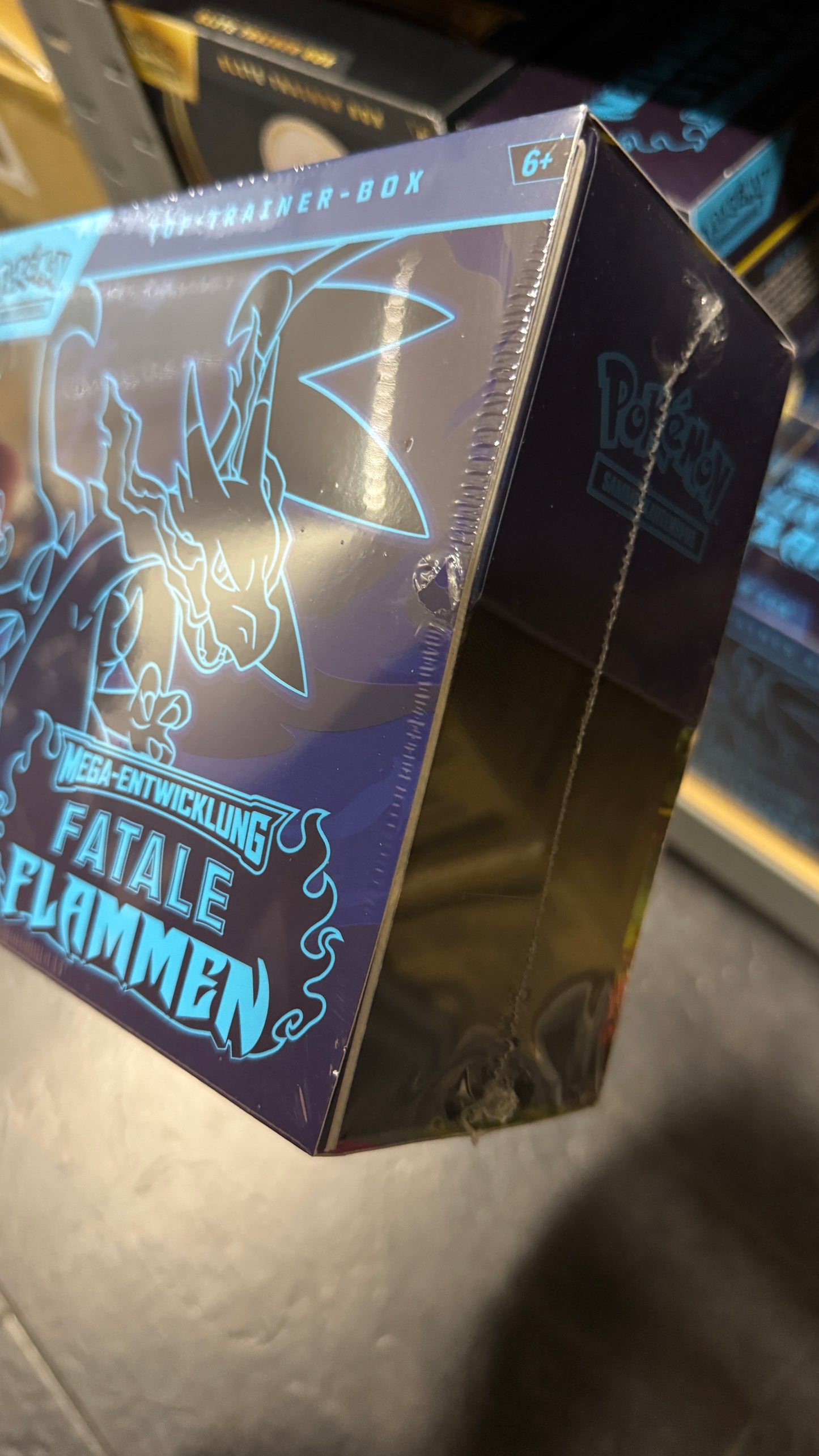 *B-WARE Pokemon TCG: Mega Evolution Fatale Flammen TTB - Top Trainer Box ME02 [DE]
