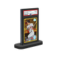 Schwarzer Ultra PRO Kartenständer mit eingesetztem PSA Graded Card Slab als Anwendungsbeispiel